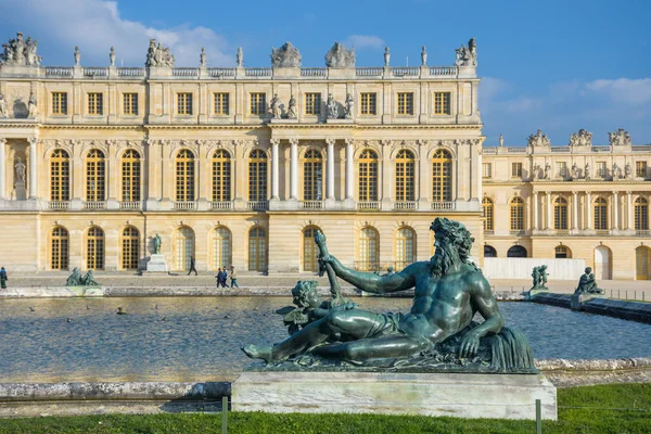 Versailles Sarayı, Fransa