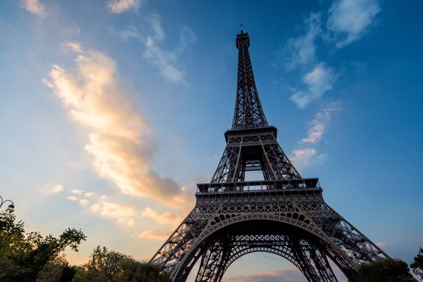 Eiffel tower in Paris — Stock Photo, Image