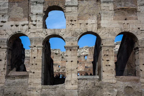 Coliseo en Roma, Italia — Foto de Stock