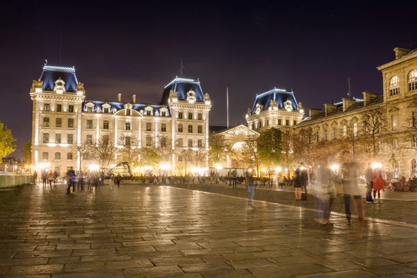 Красивая архитектура Парижа — стоковое фото