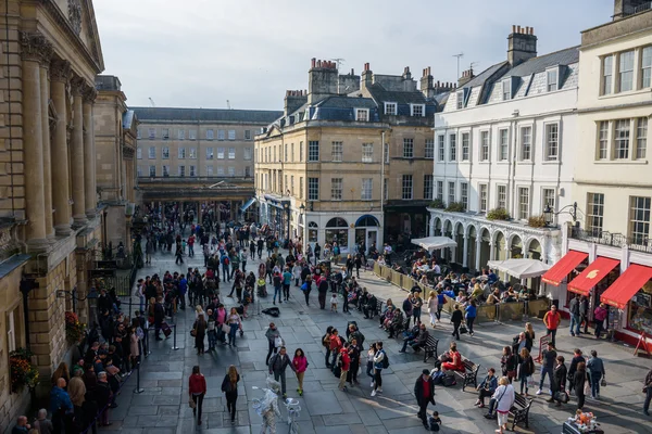 Mensen in Bath stad Engeland — Stockfoto