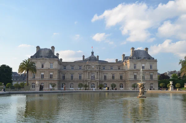 Le Palais dans les Jardins du Luxembourg — Photo