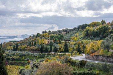İtalyan town yakınındaki güzel manzara