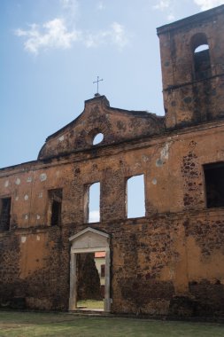 Matriz kilise kalıntıları 