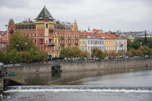 O rio Vltava em Praga — Fotografia de Stock