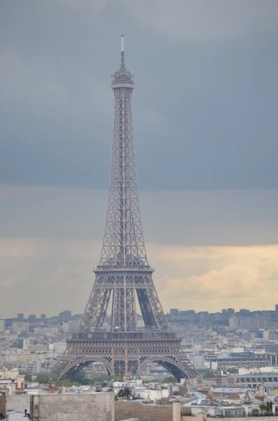 Torre Eiffel en París — Foto de Stock