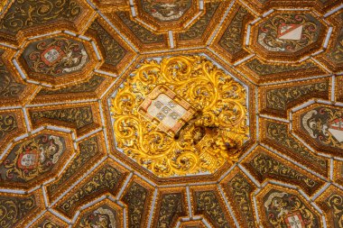 Lizbon, Portekiz yakınlarındaki Sintra 'daki tarihi saray odasının çatısı çok güzel.