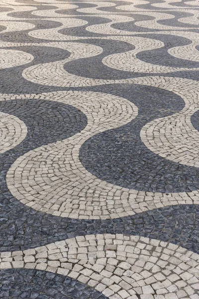 Portekiz Lizbon Merkezinde Halka Açık Meydandaki Portekiz Taşlarından Yapılmış Dalgalı — Stok fotoğraf