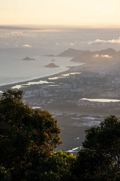 ティジュカ公園 リオデジャネイロ ブラジルから見た都市と海への美しい景色 — ストック写真