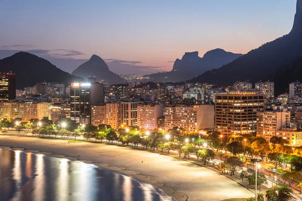Güzel Gün Batımı Mavi Saat Manzaralı Şehir Dağlar Heykeli Rio — Stok fotoğraf