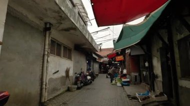 Çin 'in Suzhou şehrindeki Shantang caddesinin tarihi manzarası. Yüksek kalite 4k görüntü