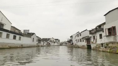 Çin 'in Suzhou şehrindeki Shantang caddesinin tarihi manzarası. Yüksek kalite 4k görüntü