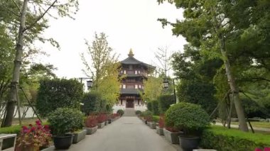 Suzhou, Çin - 8 Mart 2022: Hanshan Tapınağı 4 'teki manzara, Çin Suzhou' daki antik kültür. Yüksek kalite 4k görüntü