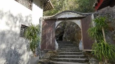 Wenzhou Çin 'deki güney yandang dağlarının doğal manzarası. Yüksek kalite 4k görüntü