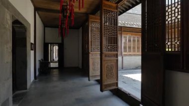 Ge Garden, Yangzhou, Jiangsu, Çin 'deki tarihi mimari ve doğal manzara. Yüksek kalite 4k görüntü