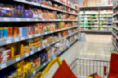 Süpermarket raflarında bulanık
