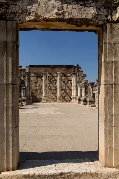 Synagoge in Kapernaum - israel — Stockfoto