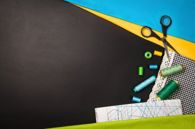 Dikiş ve örgü aletleri ve aksesuarları ile arka plan