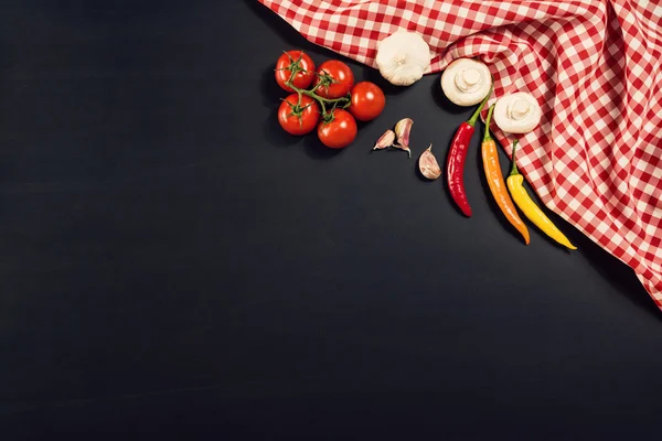 Fondo de preparación de alimentos con ingredientes de pasta. Vista superior . —  Fotos de Stock