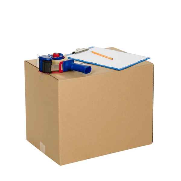 Beyaz izole kahverengi karton kutu — Stok fotoğraf