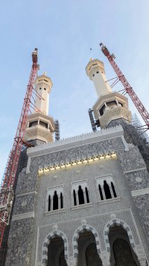 Makkah, Suudi Arabistan - 12 Mart 2024: Mescidi Haram 'ın güzel dış mimarisi