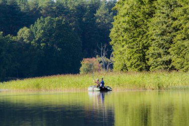 Bayan ve Heather thatched yazlık