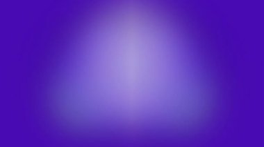 Pürüzsüz mor ve lavanta renginde bir arkaplan. Yumuşak, parıldayan bir kalp şekli var. Zarif bir şekilde yer değiştiriyor ve nabız atıyor..