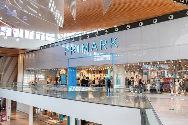 Sevilla Spanyolország Szeptember 2020 Primark Store Lagoh Shopping Mall Kínál — Stock Fotó