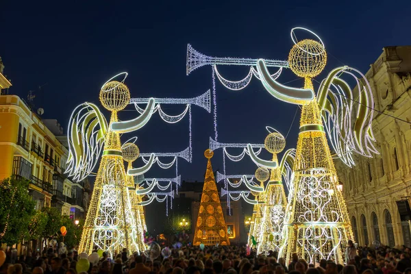 Seville, Endülüs, İspanya 'daki Belediye Binası' nda Noel Dekorasyonu