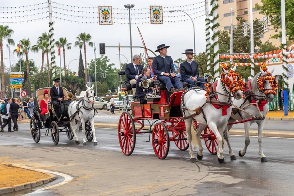 Sevilla España Mayo 2019 Carruaje Caballos Durante Feria Abril Sevilla — Foto de Stock