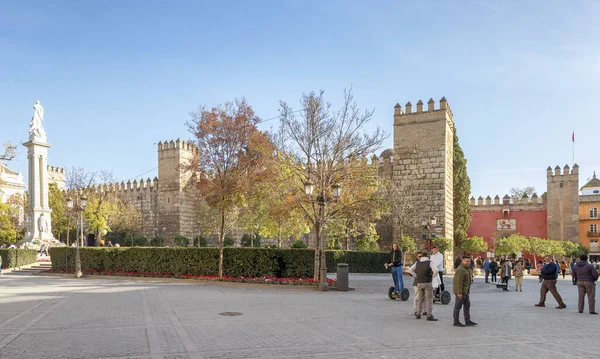 Sevilha Espanha Dezembro 2018 Praça Triunfo Com Alcazar Sevilha Reales — Fotografia de Stock