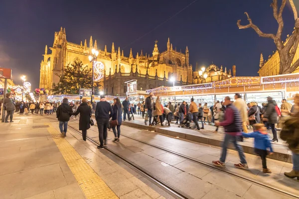 Sevilla Espanja Joulukuuta 2018 Joulumarkkinat Sevillan Katedraalin Ympärillä Saint Mary — kuvapankkivalokuva