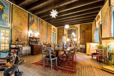 Seville, İspanya - 28 Ekim 2017: Alba Dükleri Kütüphanesi veya Palacio de las Duenas