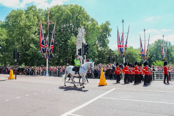 Londres Mayo 2015 Colorido Cambio Ceremonia Guardia Palacio Buckingham Una — Foto de Stock