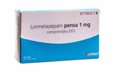 Huelva, İspanya-12 Şubat 2021: Pensa laboratuvarından Lormetazepam. Lormetazepam hipnotik benzodiazepin olarak kabul edilir ve resmi olarak orta ila şiddetli uykusuzluk için belirtilmiştir.