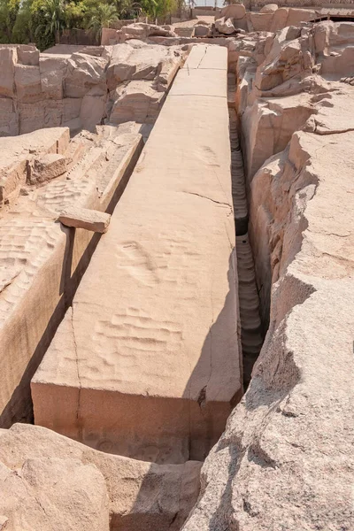 Незавершенный Обелиск Самый Тяжелый Обелиск Вырезанный Древнем Египте Городе Асуан — стоковое фото
