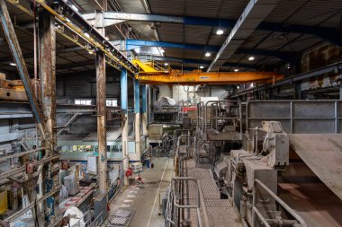 Dekonstrüksiyondaki Eski Kağıt Fabrikası - Endüstride Kayıp Yer - İşsizlik - Endüstri 2.0. Yüksek kalite fotoğraf