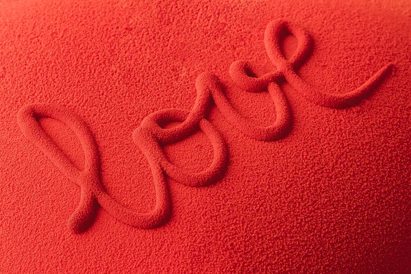 Decoratie Van Een Rode Fluwelen Taart Inscriptie Love Feestelijk Dessert — Stockfoto