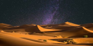 Yıldızlı ve samanyolu çöl