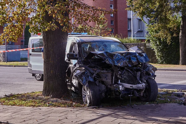 Agosto 2020 Riga Letonia Coche Tras Accidente Una Carretera Debido —  Fotos de Stock