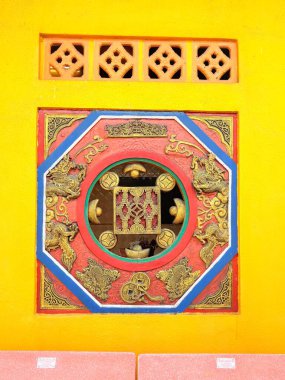 Malezya Tapınağı Mimarisi. Malezya 'daki tapınak mimarisi Çin, Hint ve Budist kültürel unsurları harmanlıyor, zengin dini sanat ve geleneksel zanaatkarlık sergiliyor..