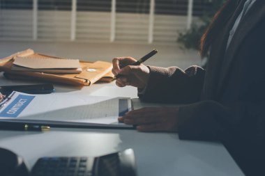 Avukat, müvekkiline mahkemeye çıkarılması gereken yasayı açıkladı..