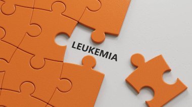 Doktor elinde kart tutuyor ve LEUKEMIA sözcüğünü işaret ediyor. Yapboz parçalarını eksik parçalarla kapatıyoruz..