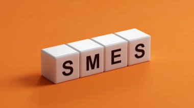 Küçük ve orta büyüklükteki işletmeler Tahta küplerle yazılmış Sözcük. Tahta küplere yakın, İş Konsepti 3D yorumlama.