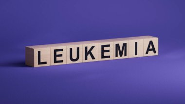 Doktor elinde kart tutuyor ve LEUKEMIA sözcüğünü işaret ediyor. Tahta küplere yakın, İş Konsepti 3D görüntüleme..
