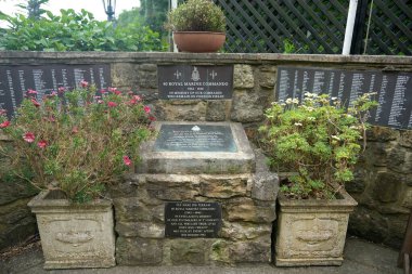 Shanklin, Wight Adası, İngiltere. 24 Mayıs 2025. Shanklin Chine 'daki Komando Anıtı. 1942' deki Dieppe baskınından önce Çin 'de bulunan 40 Kraliyet Deniz Komandosu' nun anısına..