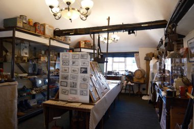 Midhurst, Batı Sussex, İngiltere. 19 Haziran 2025. Midhurst Müzesi Yerel Toplum ve Yerel Yaşamın İç Tarihi Görüntüsü