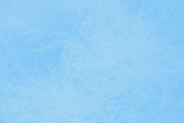 Çiçek süsü ve çimen desenli pastel mavi arkaplan