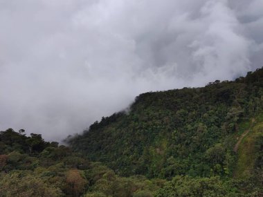 Dağların güzel manzarası