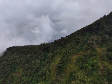 Dağların güzel manzarası